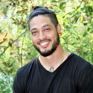 Pyara Spa and Salon 5ea45ed51c9bf 5cc4b44cf18da Jesus Diaz   Burlington Stylist 2ef4f4bb16
